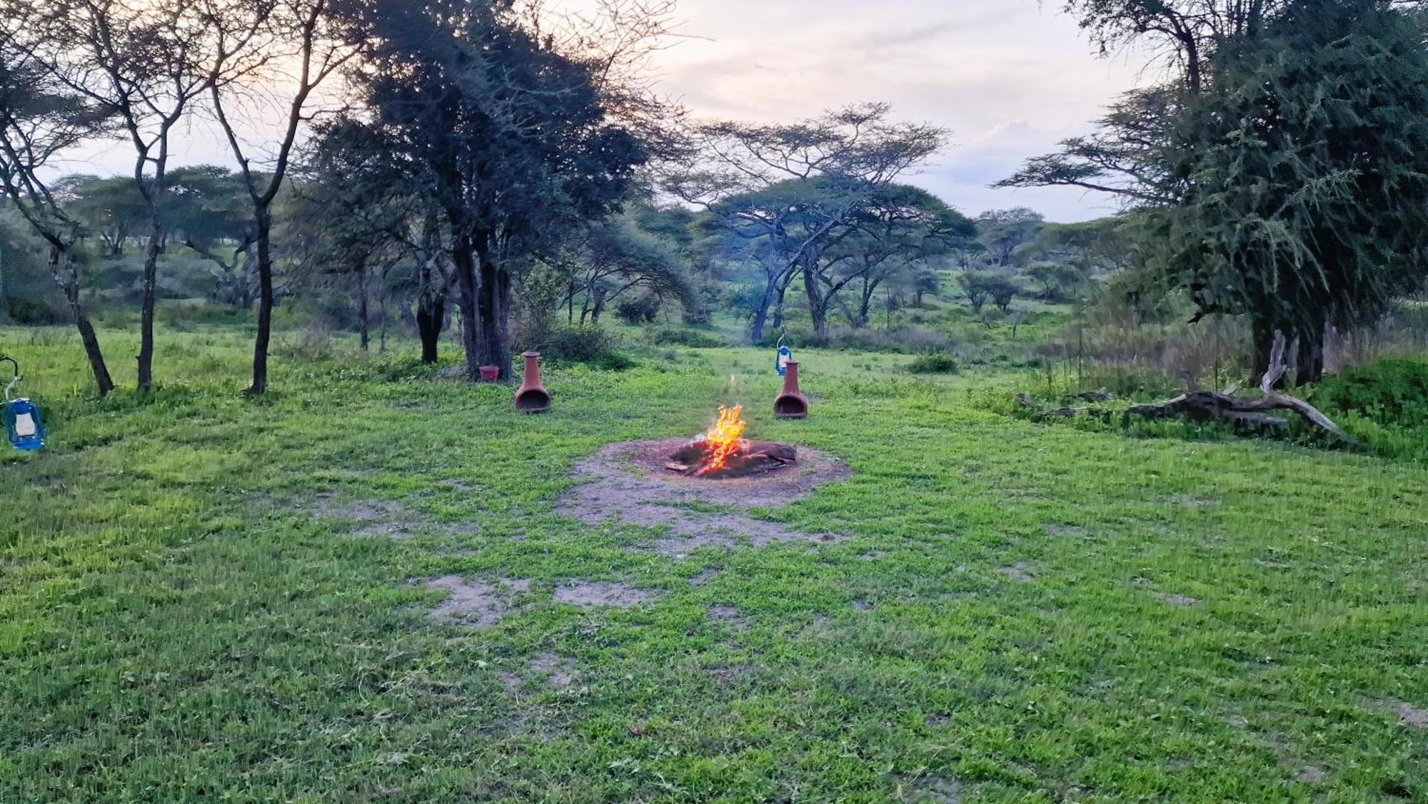 Camping Africa Safari South Serengeti Ndutu *